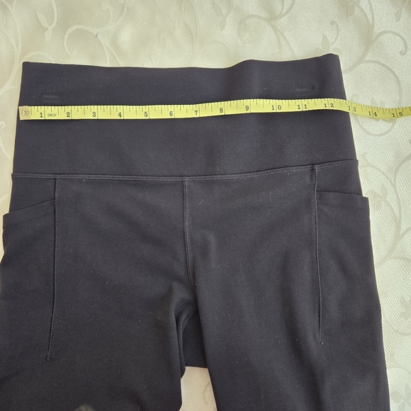 Athleta Salutation Stash Tight Black Small - Picture 8 of 9